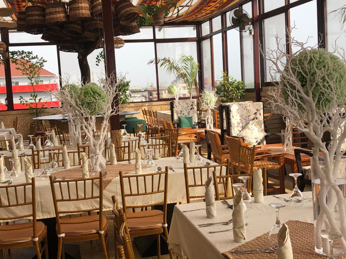 Boulevard Palace Hotel Monrovia Exterior foto