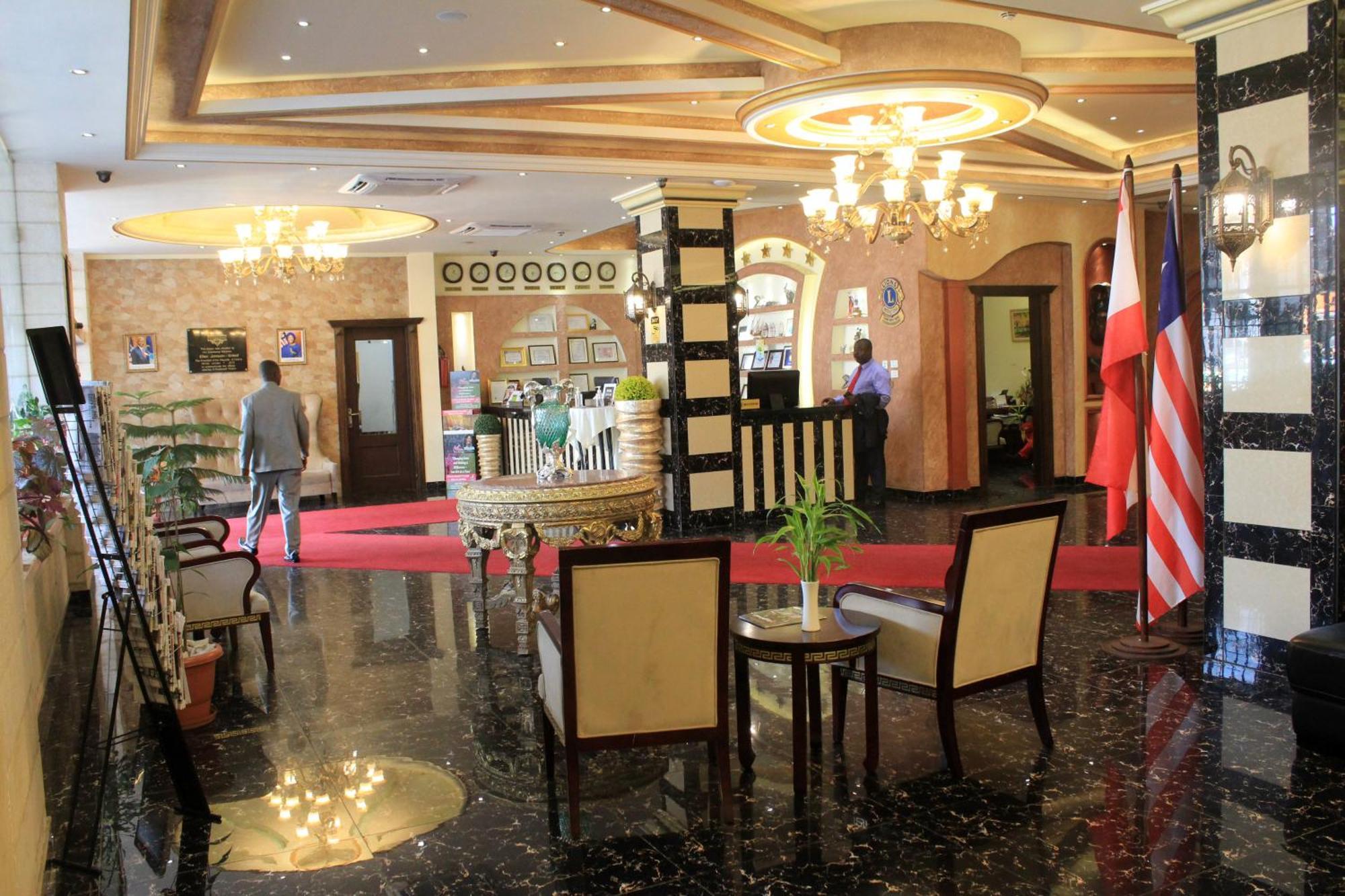 Boulevard Palace Hotel Monrovia Exterior foto